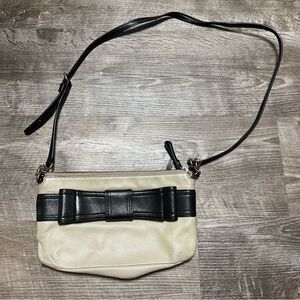 Kate Spade Villabella Avenue Celina Bow Crossbody Bag Purse